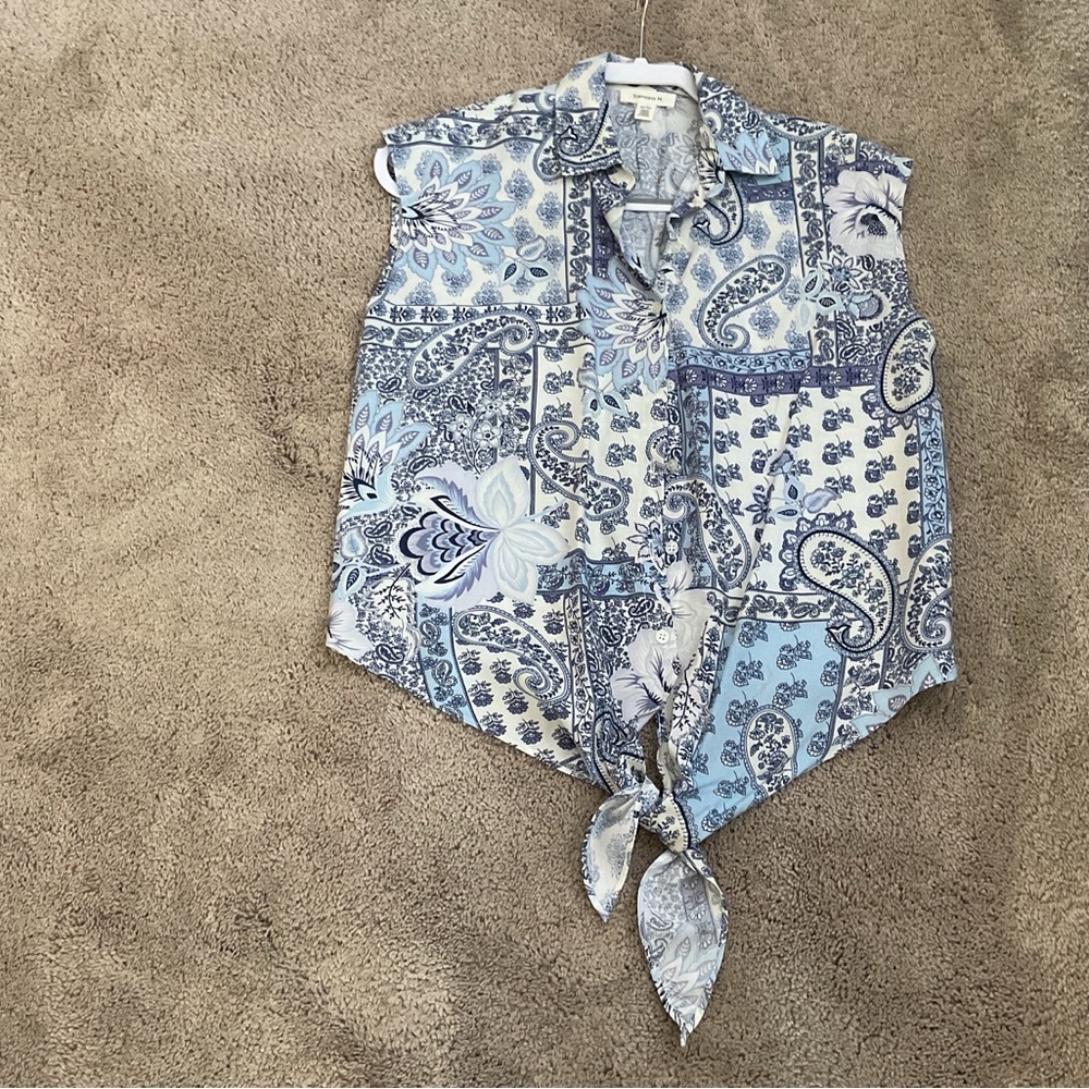 Chic Blue Paisley Women's Blouse